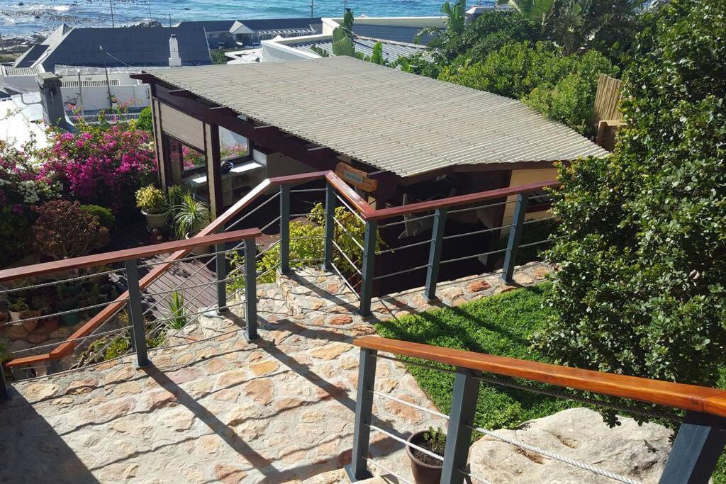 18 Steps - Seaside Cottage With Breathtaking Views Cape Town Dış mekan fotoğraf